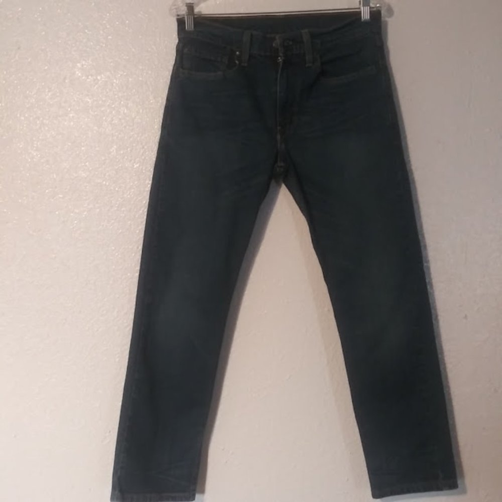 Levi Strauss & CO men's size 31 x 30 tapered medium wash blue jeans
